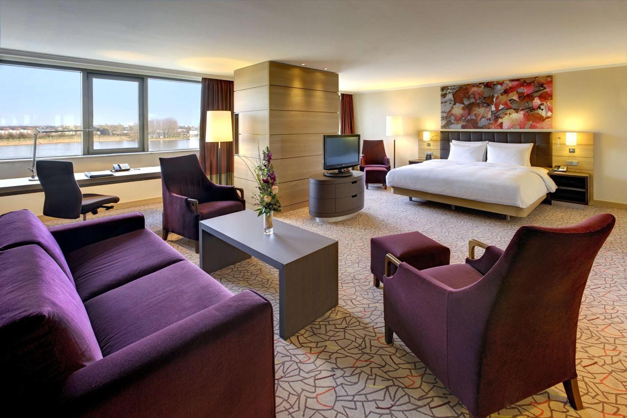 Hilton Mainz Hotel Exterior photo